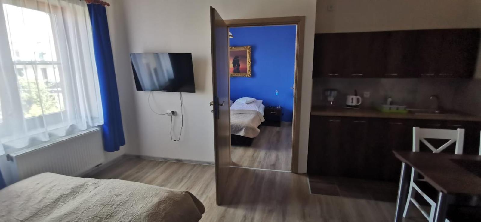 Bed and Breakfast Dolphin House Леба Екстер'єр фото